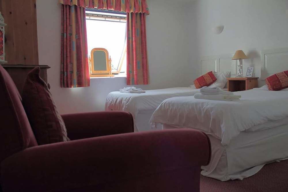 The Menai Hotel And Bar Bangor Eksteriør billede