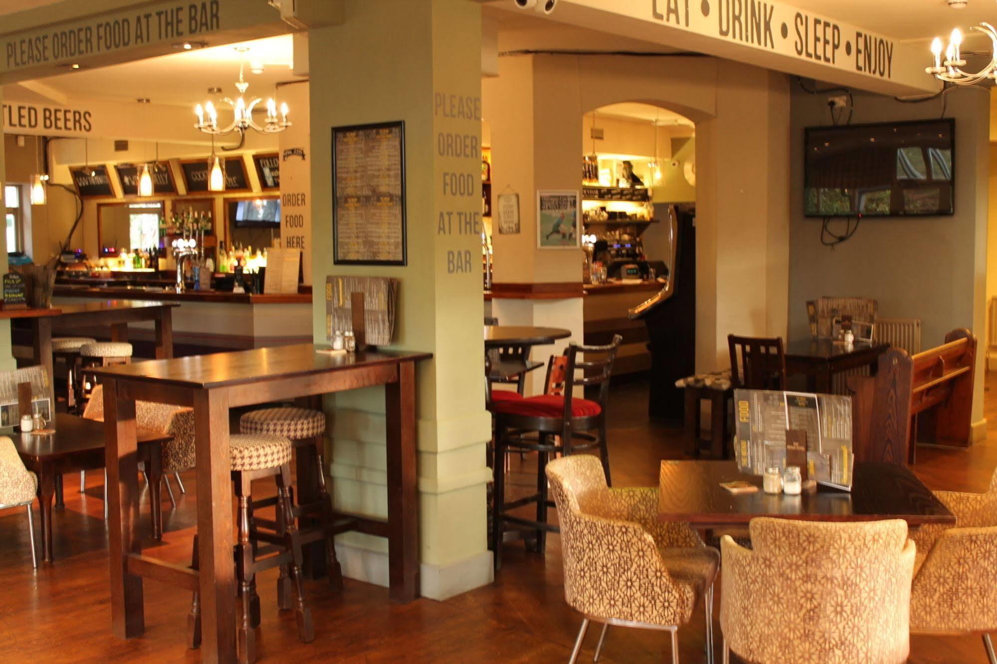 The Menai Hotel And Bar Bangor Eksteriør billede