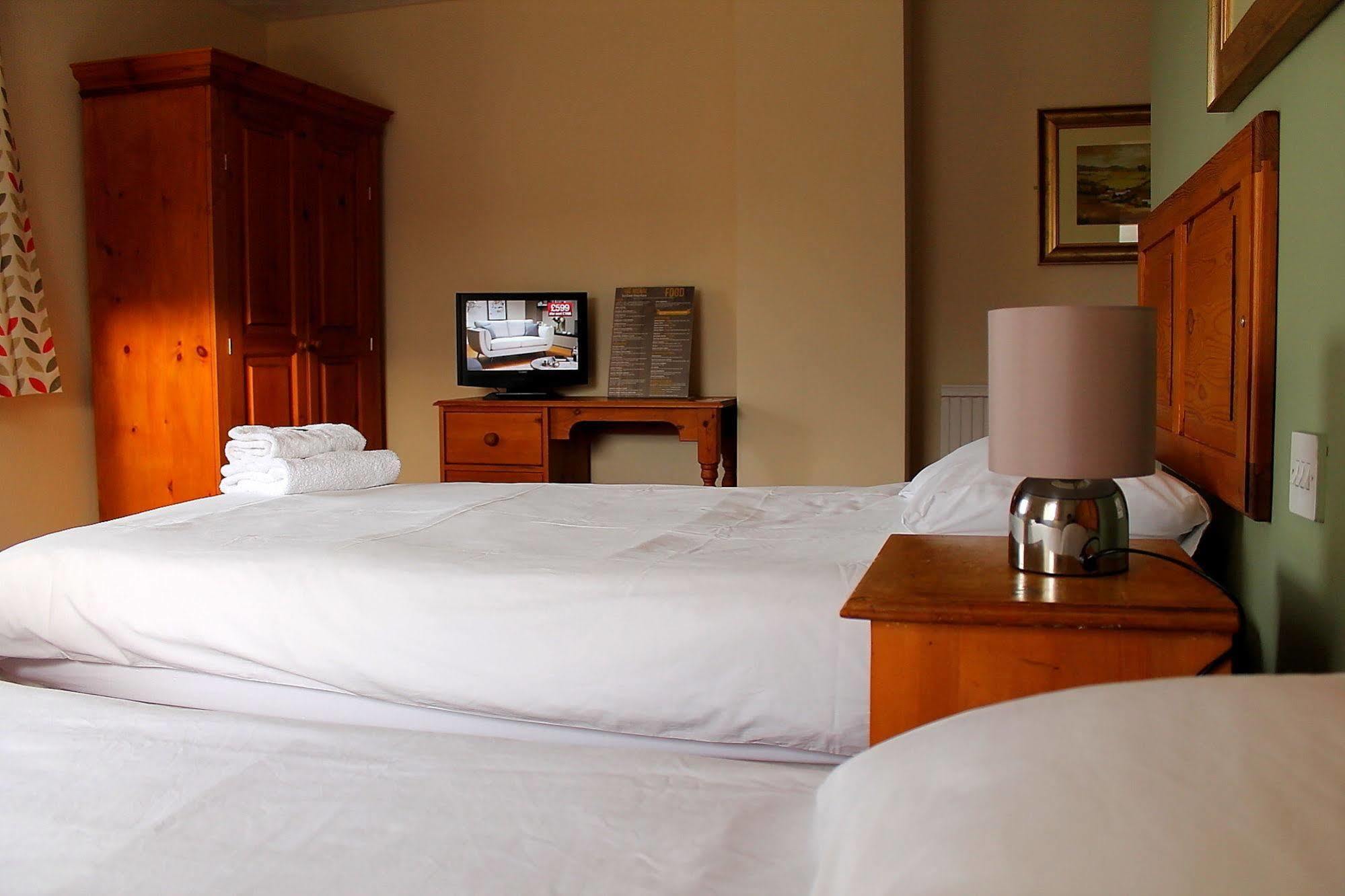 The Menai Hotel And Bar Bangor Eksteriør billede