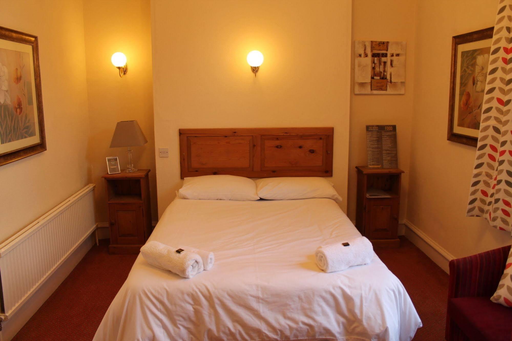 The Menai Hotel And Bar Bangor Eksteriør billede