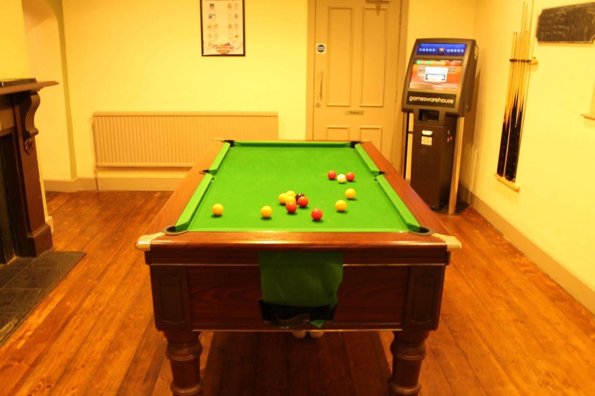 The Menai Hotel And Bar Bangor Eksteriør billede
